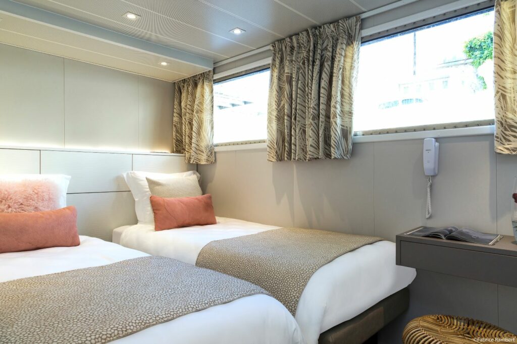 cabine passagers d'une péniche croisieurope Décoration signée Marine Giorgetti, architecte d'intérieur 